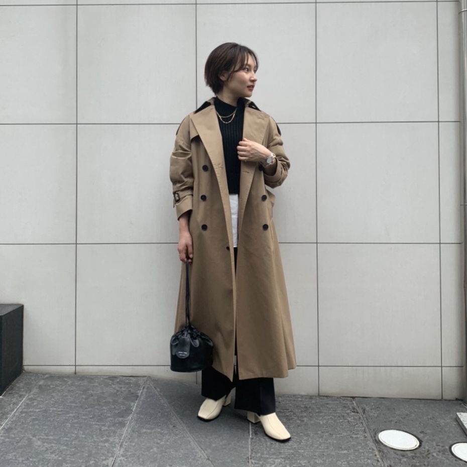 断捨離のため出品ですHYKE TRENCH COAT/BIG FIT トレンチコート