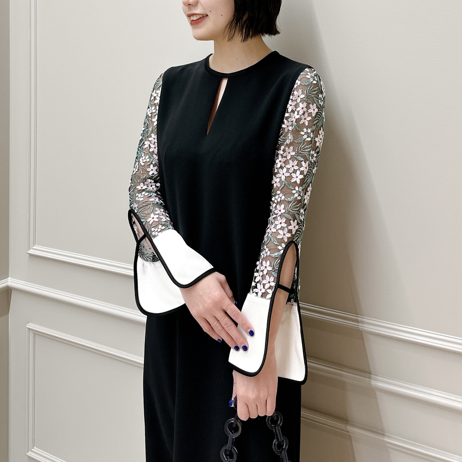 Mame Kurogouchi(マメ クロゴウチ)】 Floral Lace Sleeve Dress