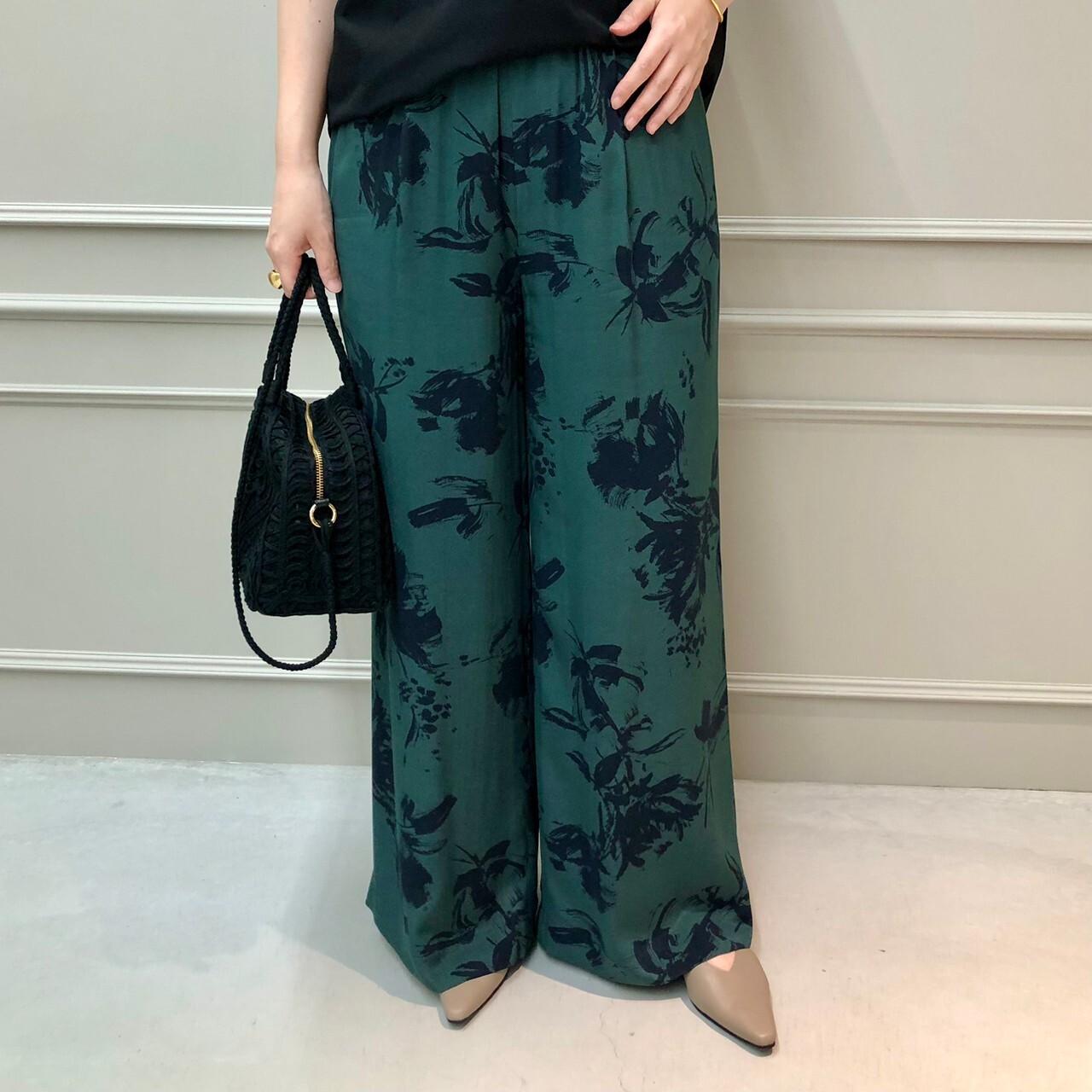 SACRA(サクラ)】 SHADE FLOWER PANTS｜パリゴ尾道店｜尾道本通り商店街