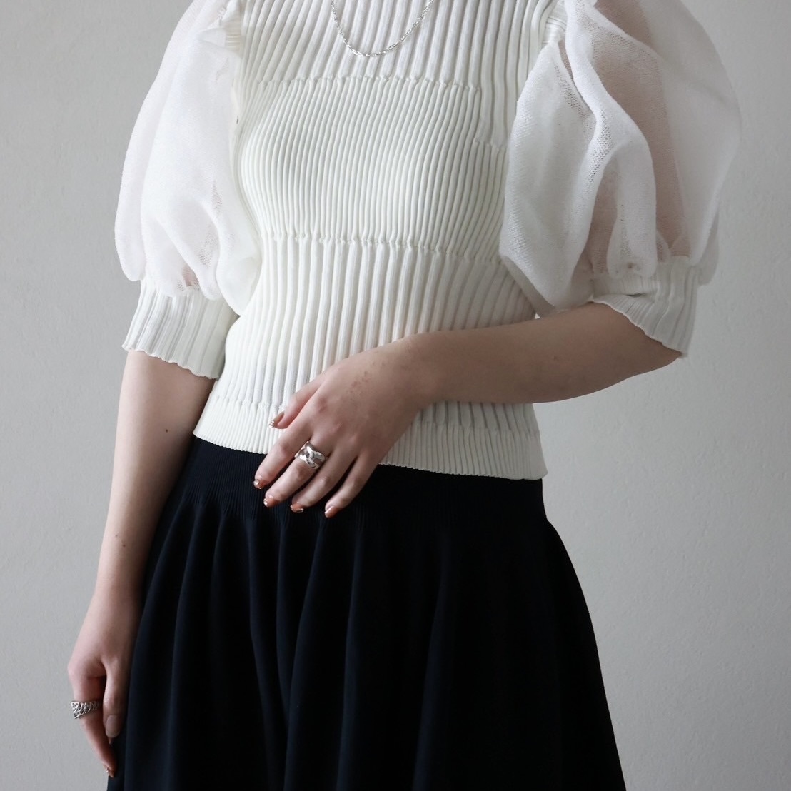 25SS NEW ARRIVAL【CFCL(シーエフシーエル)】 FLUTED LUCENT