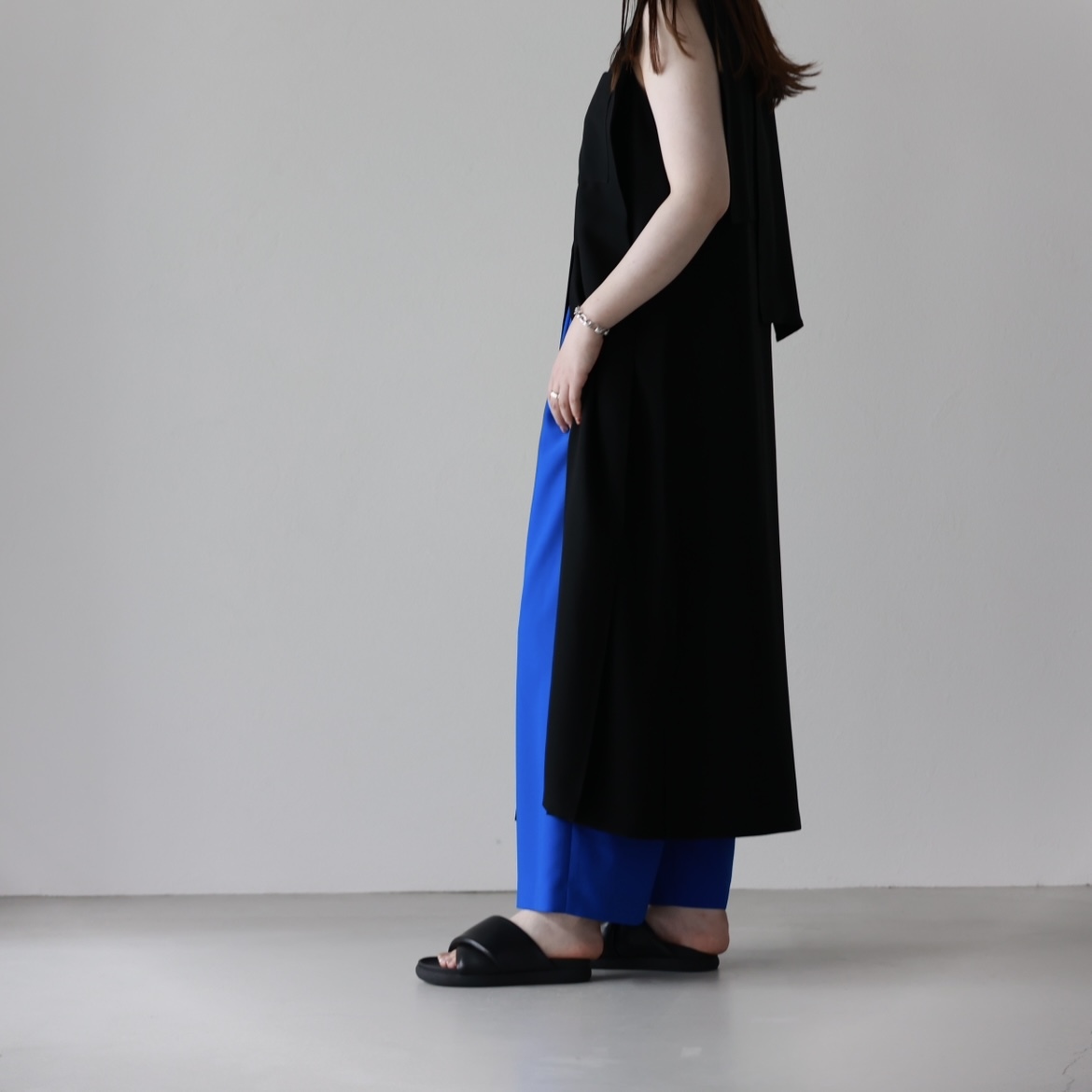 25SS】ENFOLD エンフォルド / NO-SLEEVES LONG SHIRT / シャツ